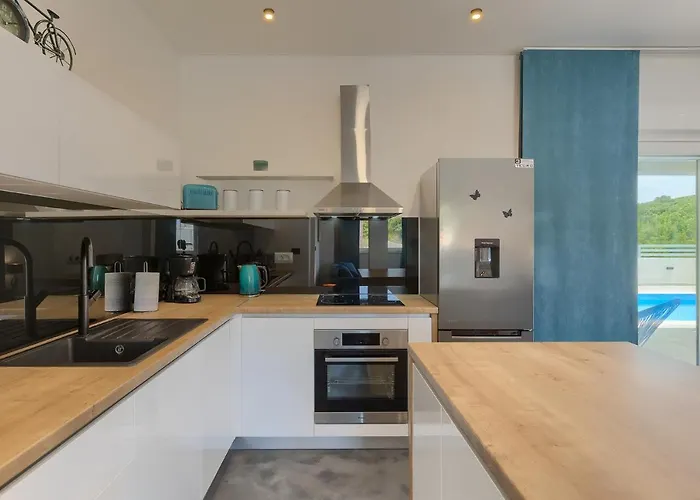 Vila Kuca Za Odmor Ines Pula