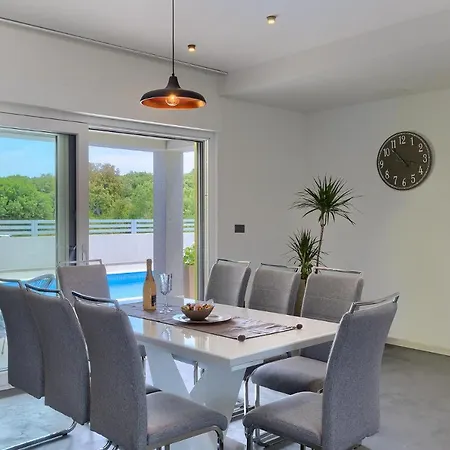 Kuca Za Odmor Ines ヴィラ